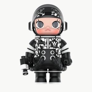 NIB Authentic Pop Mart 400% Meilin Panda Mega Space Molly